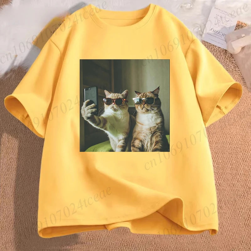 Camiseta gráfica divertida con selfie de gato
