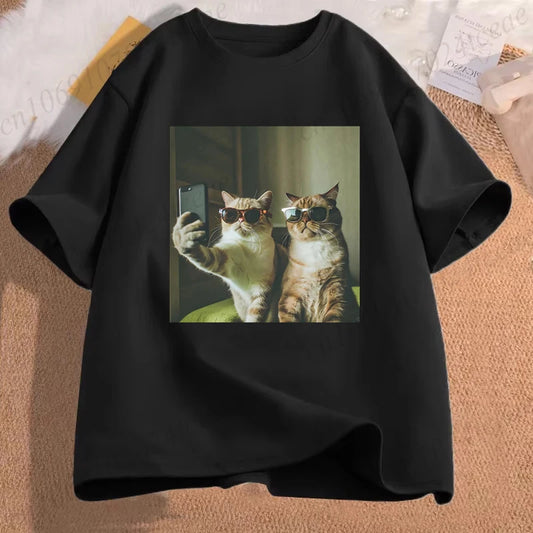 Cat Selfie Funny Graphic T-Shirt