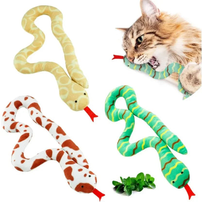 ヘビのおもちゃのぬいぐるみ猫