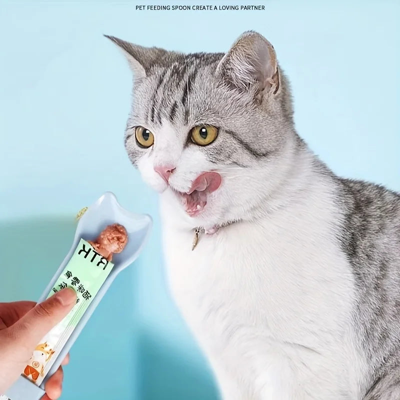 Interactive Cat Treat Feeding Spoon
