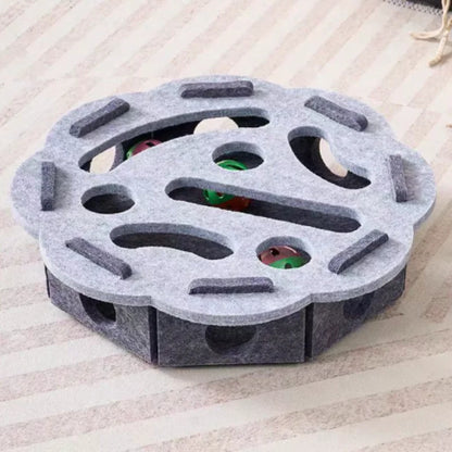 Pet Cat Puzzle Maze Holes Toy (Felt)