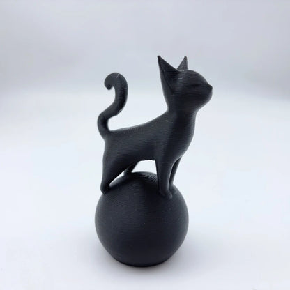 Cat Sculpture on The Ball 3D