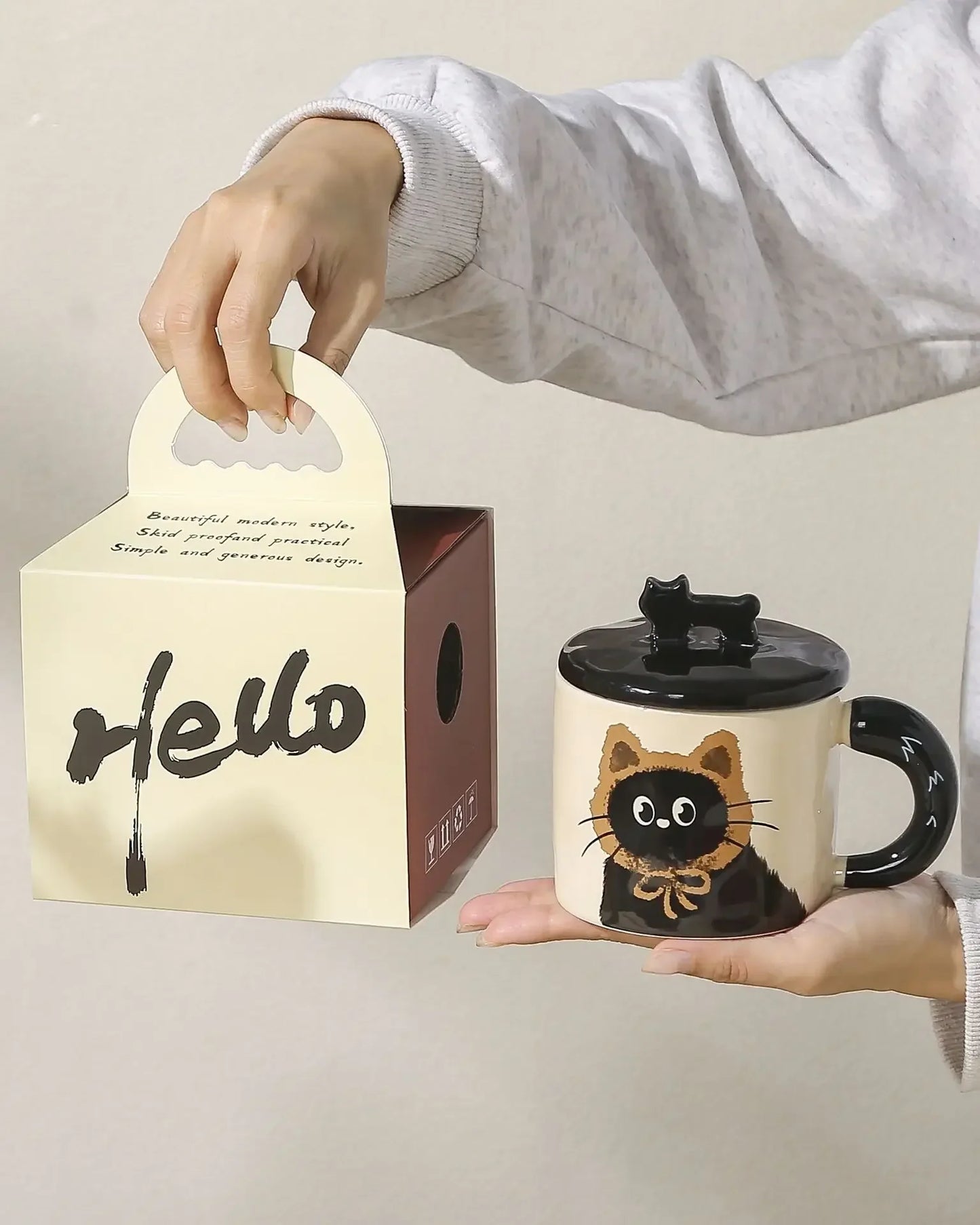 Cốc gốm mèo cá tính