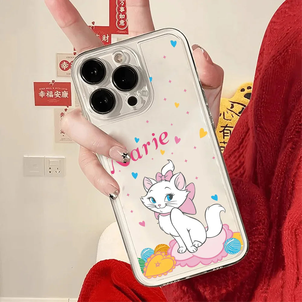 2. Simpatica custodia per iPhone Marie Cat