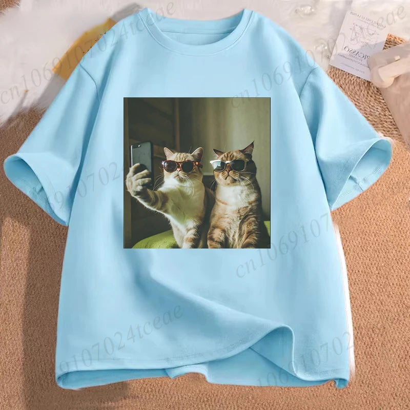 Camiseta gráfica divertida con selfie de gato