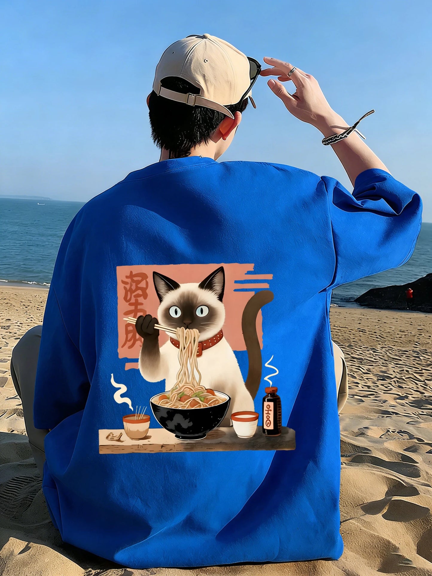 Siamese Cat Eat Noodles T-Shirt