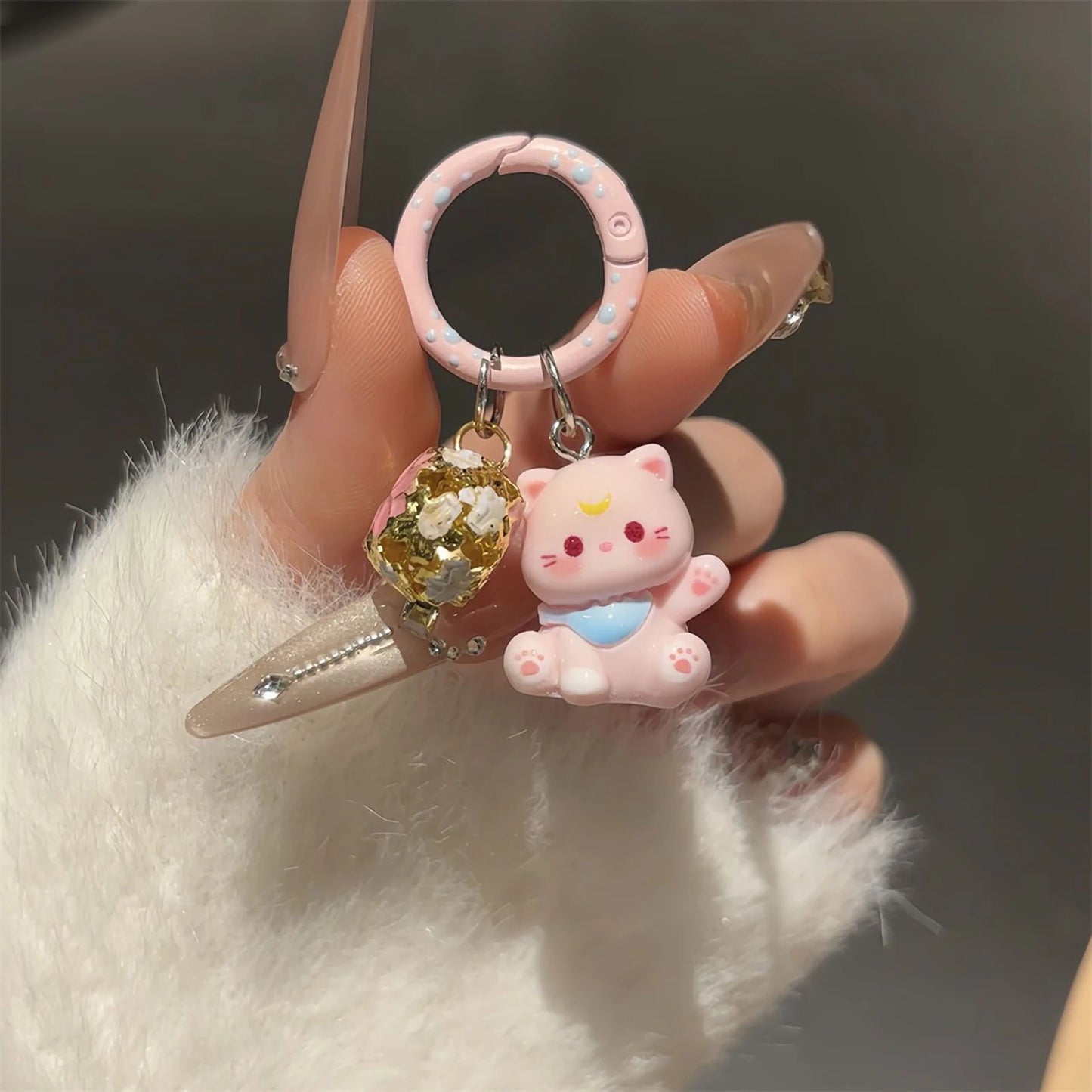 Porte-clés Kitty mignon avec cloche