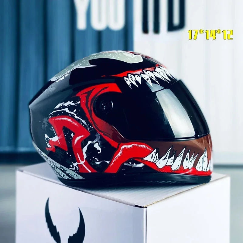 Pet Moto Racing Helmet