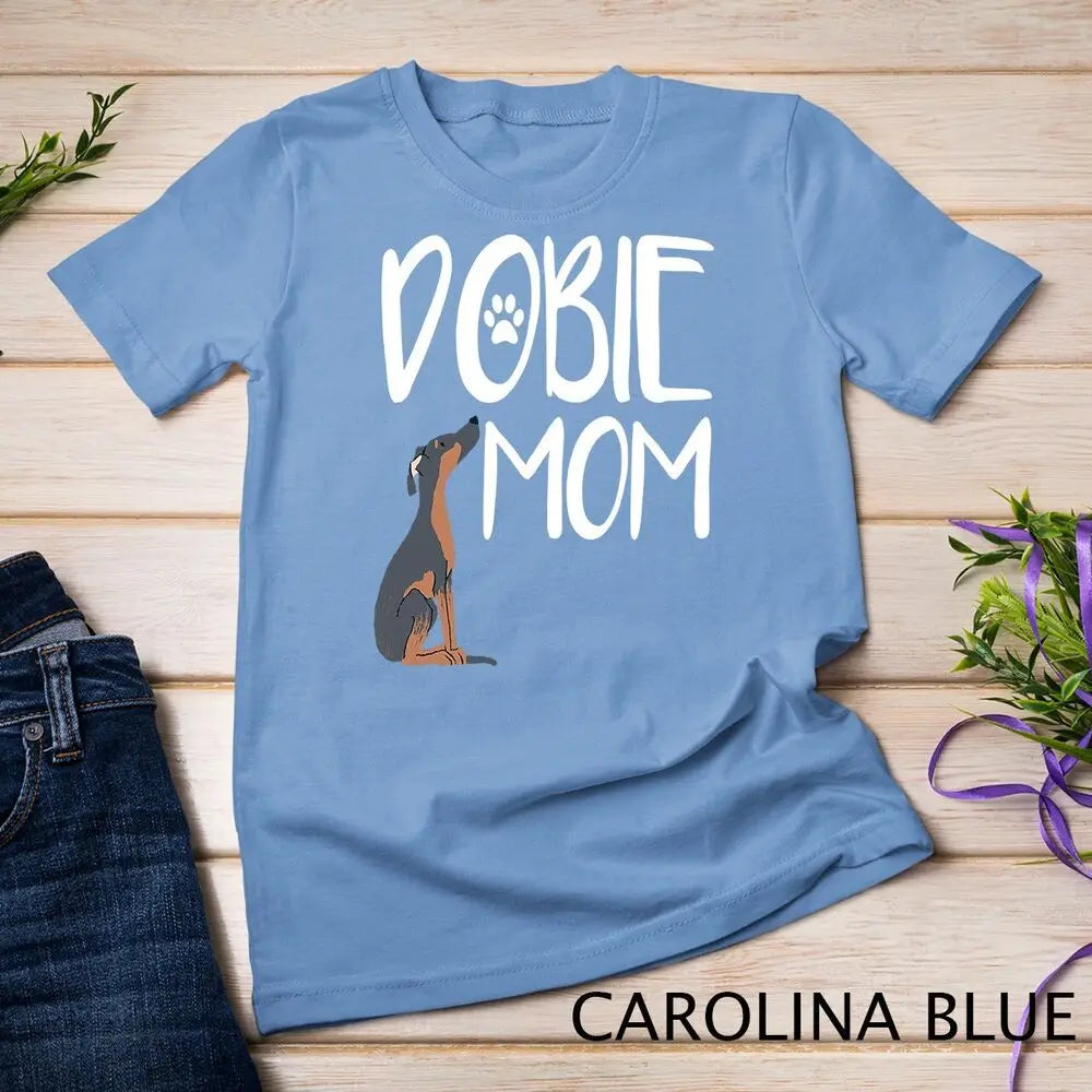 Áo thun Doberman "Dobie Mom"