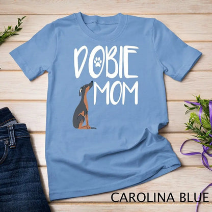 Áo thun Doberman "Dobie Mom"